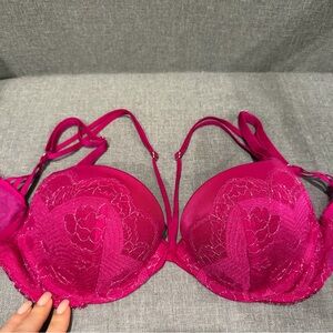 Victoria's Secret Vibrant Sexy Pink Lace Bra never worn